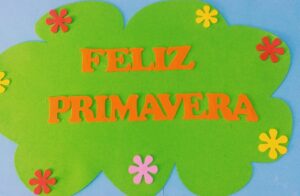 CARTEL GOMA EVA NUBE FELIZ PRIMAVERA